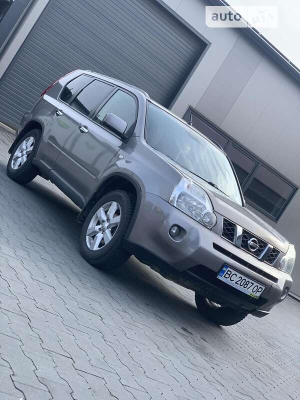 2009 nissan x-trail