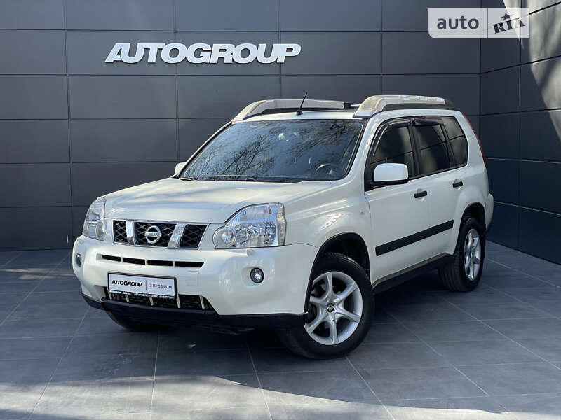 2010 nissan x-trail