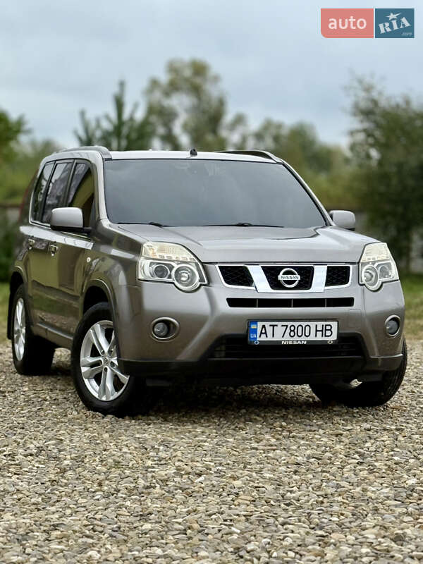 2010 nissan x-trail