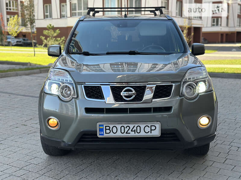 2011 nissan x-trail
