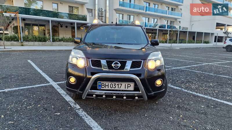 2011 nissan x-trail