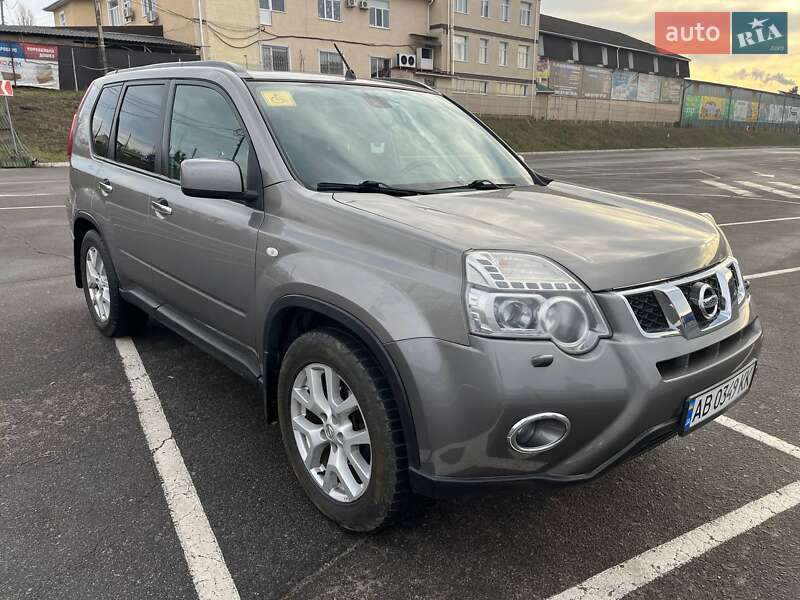 2011 nissan x-trail