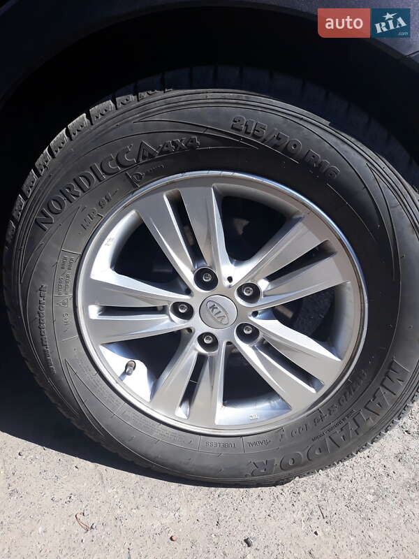 2012 nissan x-trail