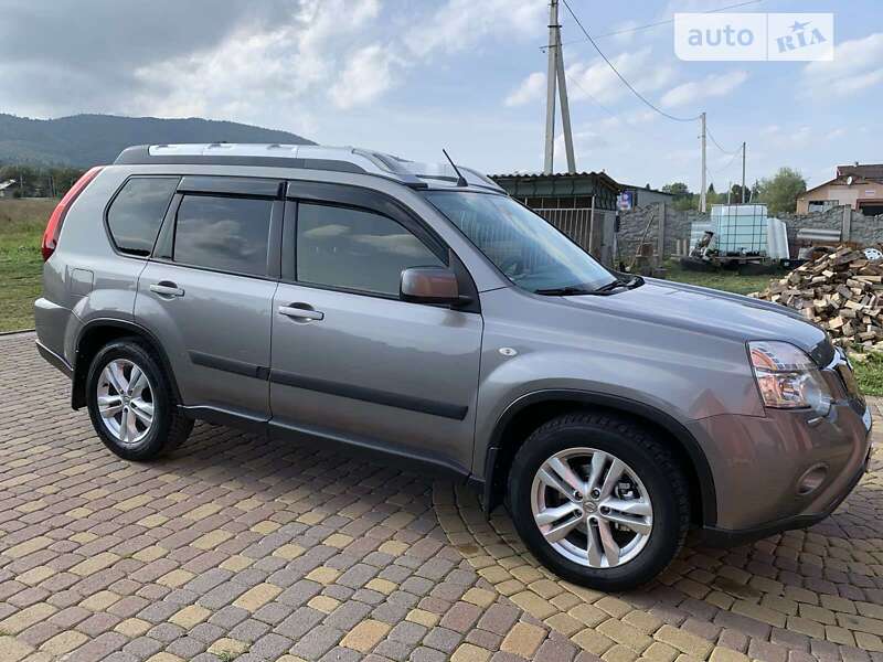 2013 nissan x-trail