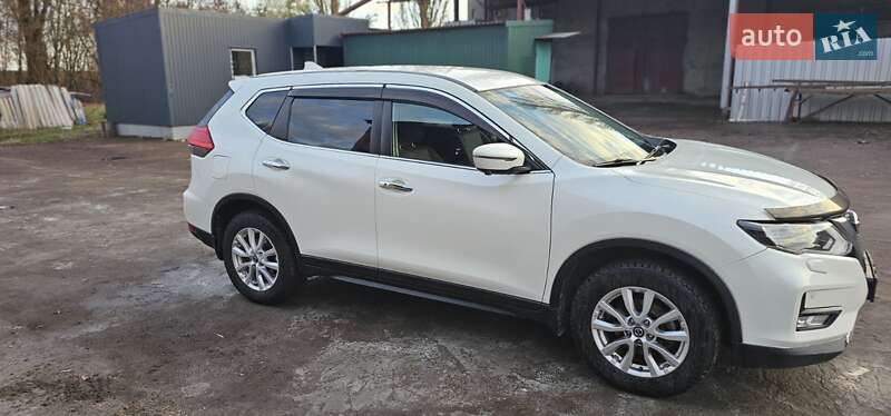 2019 nissan x-trail