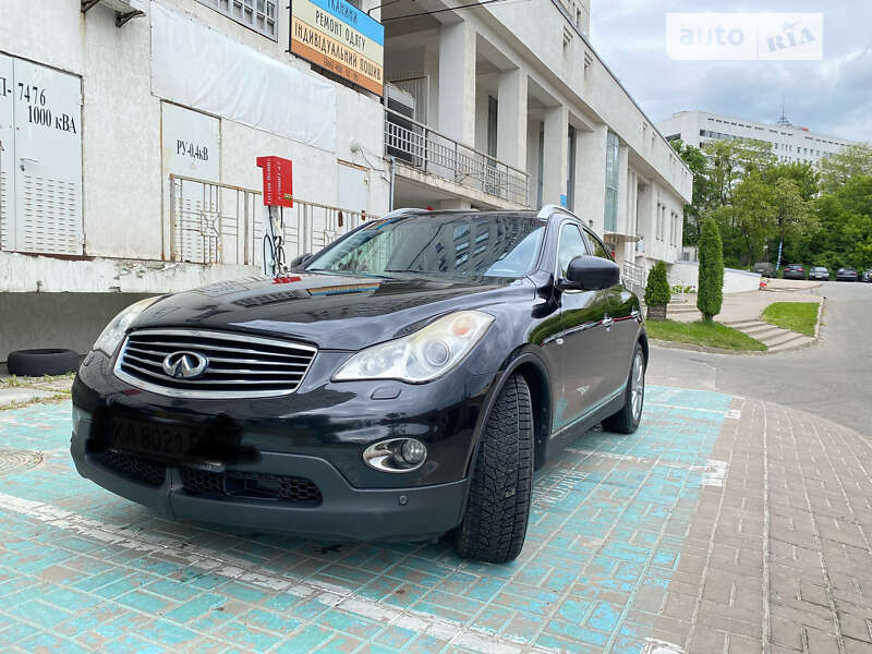 2011 infiniti ex 25