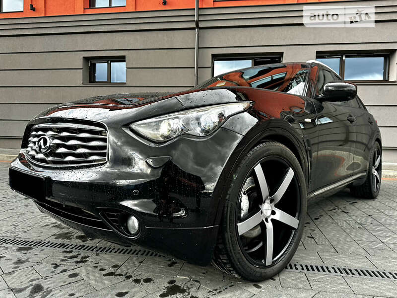2011 infiniti fx30d