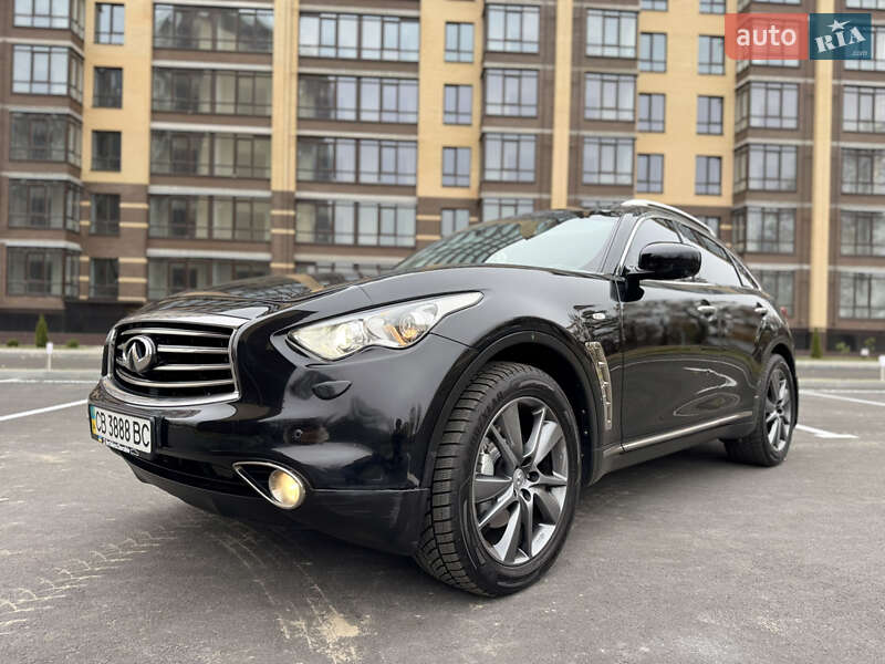2012 infiniti fx30d