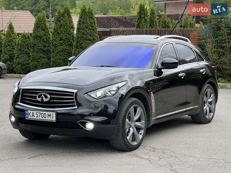 2012 infiniti fx30d
