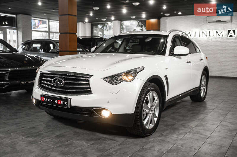 2013 infiniti fx30d