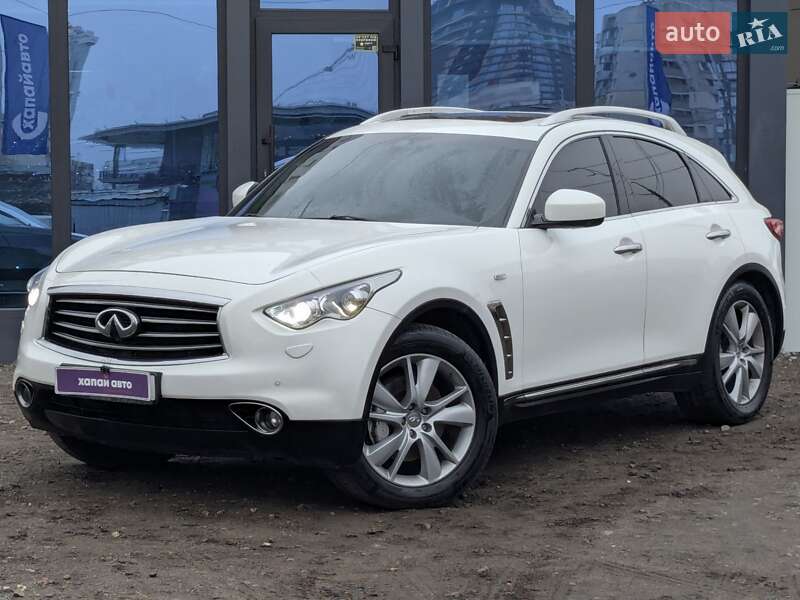 2014 infiniti qx70