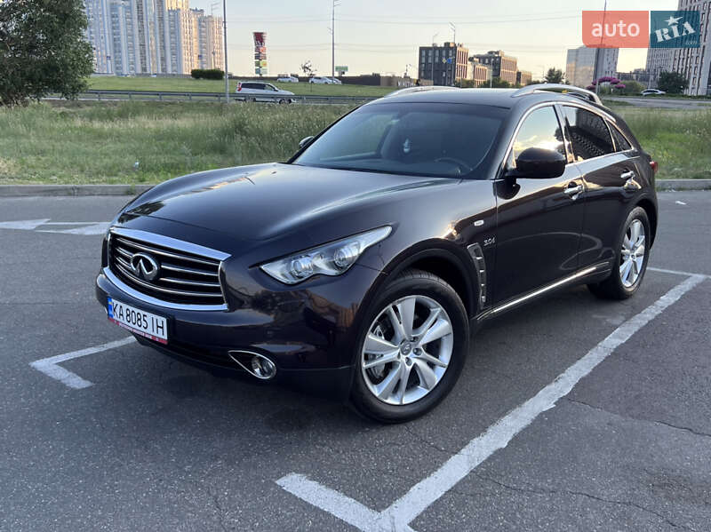 2014 infiniti qx70