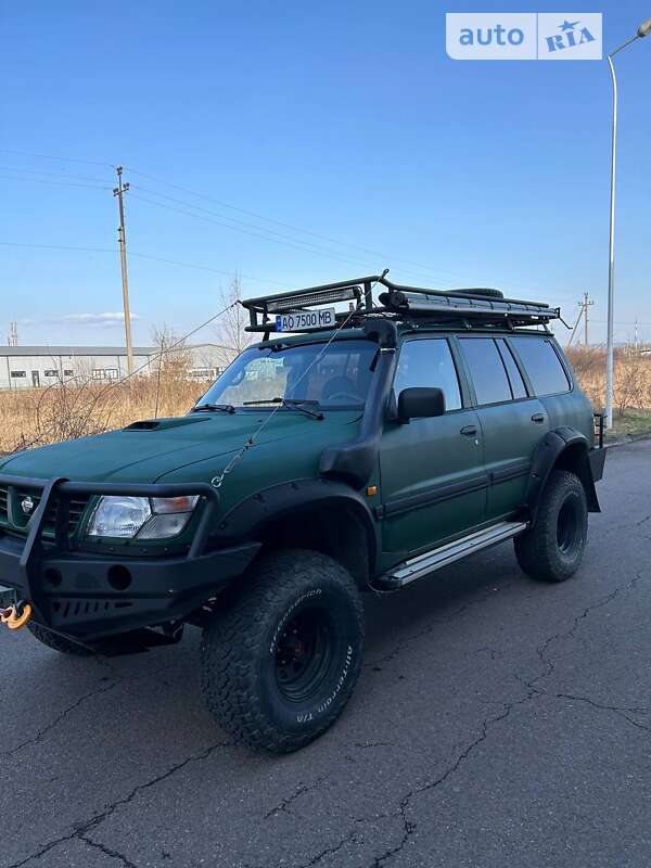 1998 nissan patrol