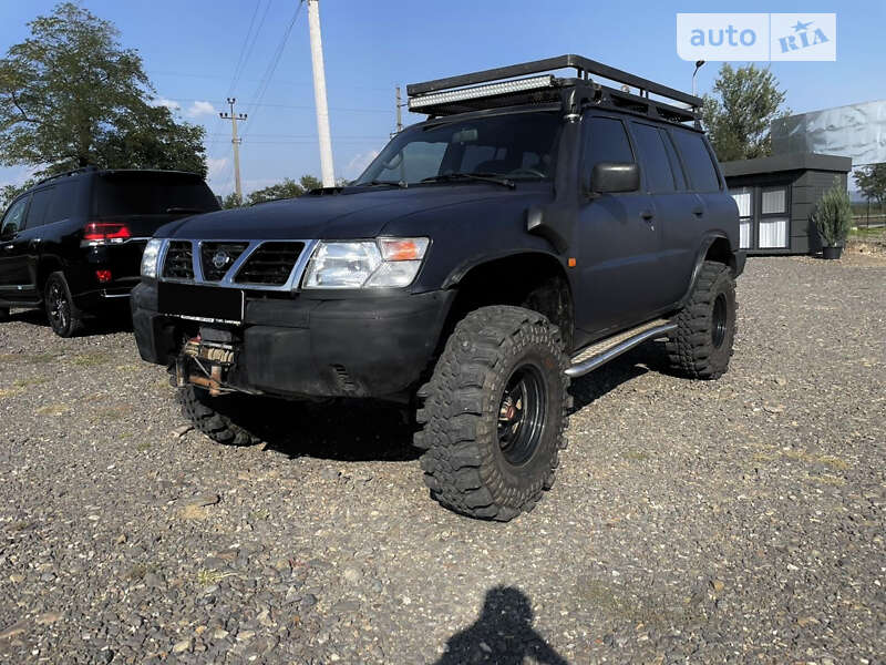 1999 nissan patrol