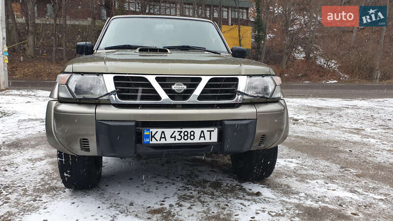 1999 nissan patrol