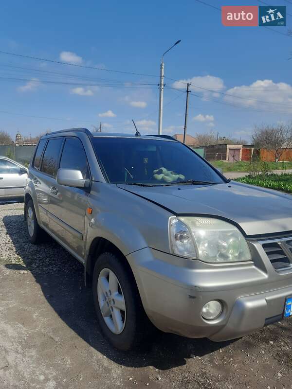 2002 nissan x-trail