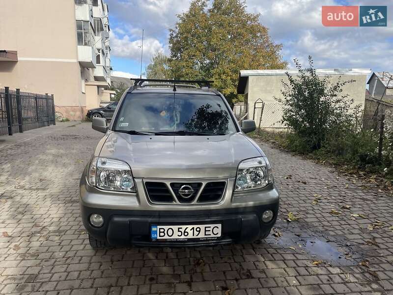 2002 nissan x-trail