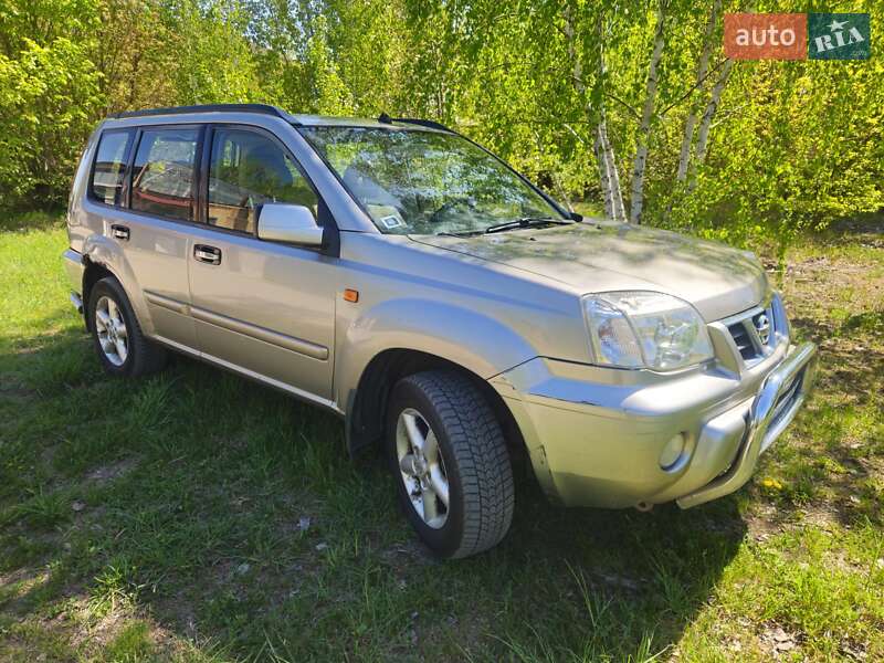2003 nissan x-trail