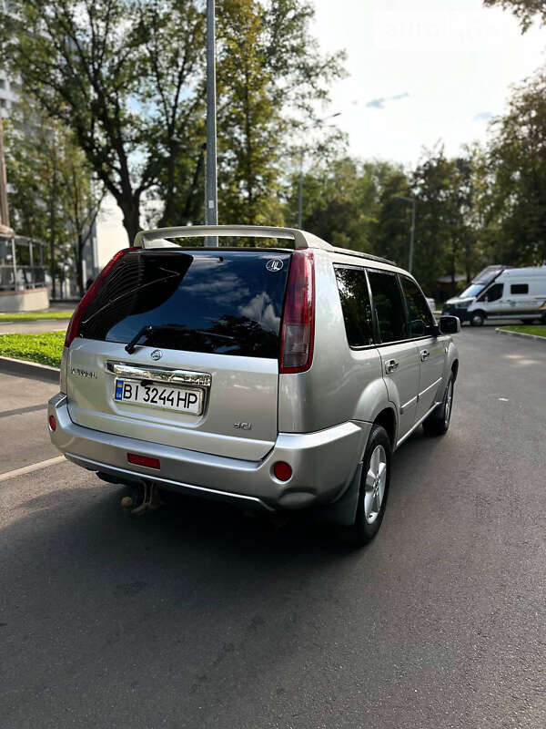 2004 nissan x-trail