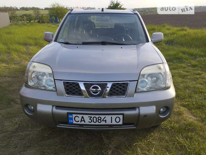 2003 nissan x-trail