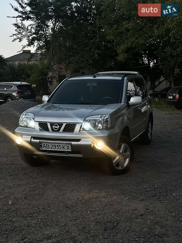 2004 nissan x-trail