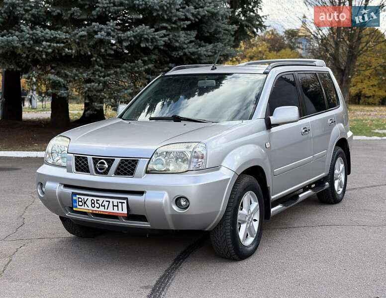 2003 nissan x-trail