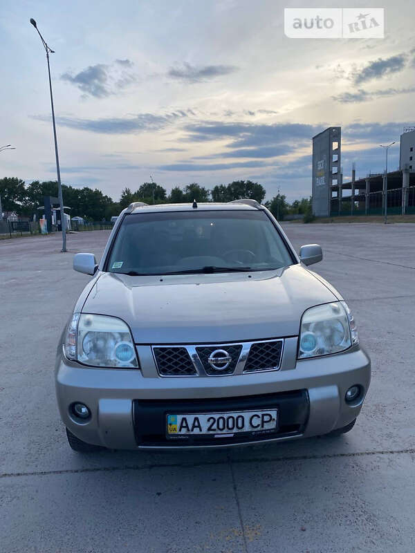 2004 nissan x-trail