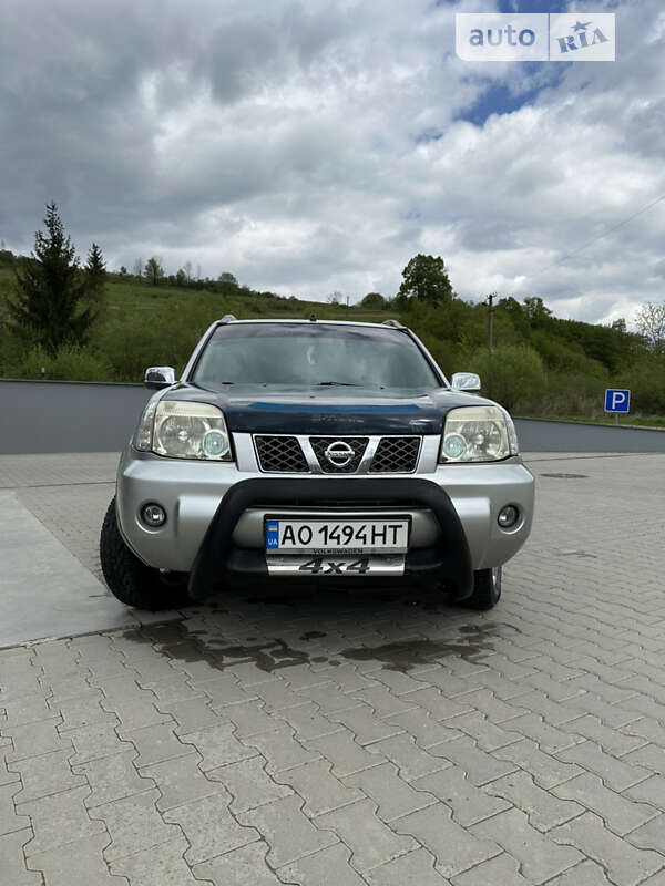 2004 nissan x-trail