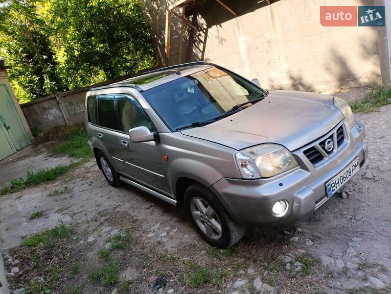 2004 nissan x-trail
