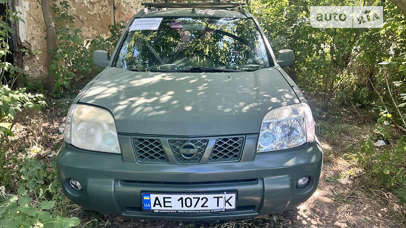 2004 nissan x-trail