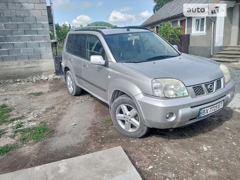 2004 nissan x-trail