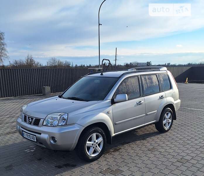 2005 nissan x-trail