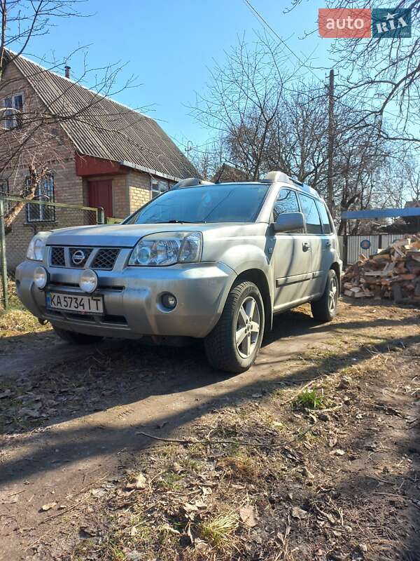 2004 nissan x-trail