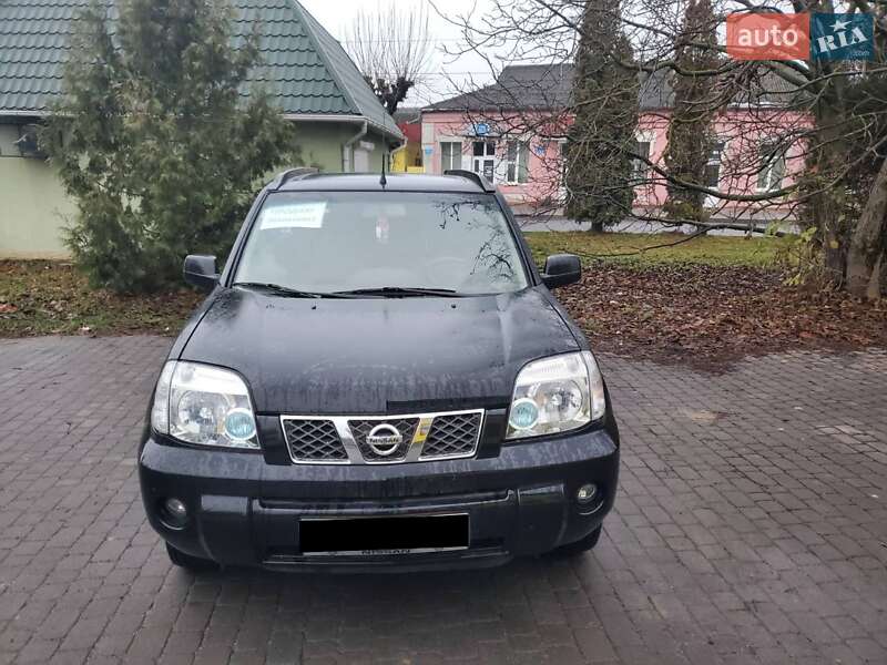 2005 nissan x-trail