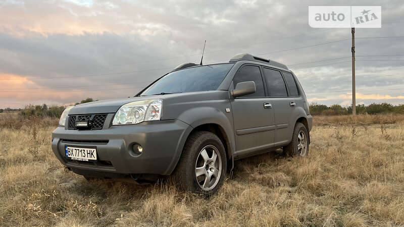 2004 nissan x-trail