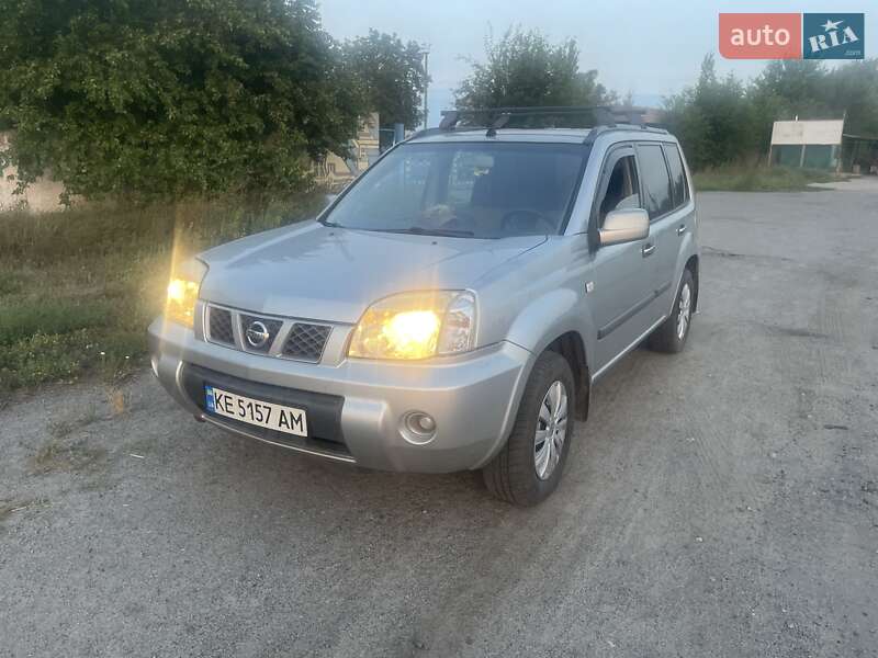 2004 nissan x-trail