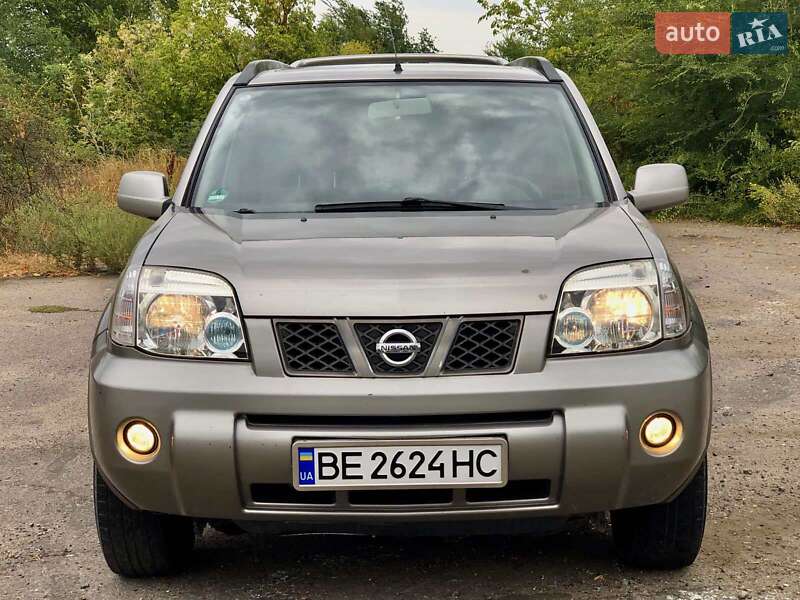 2005 nissan x-trail
