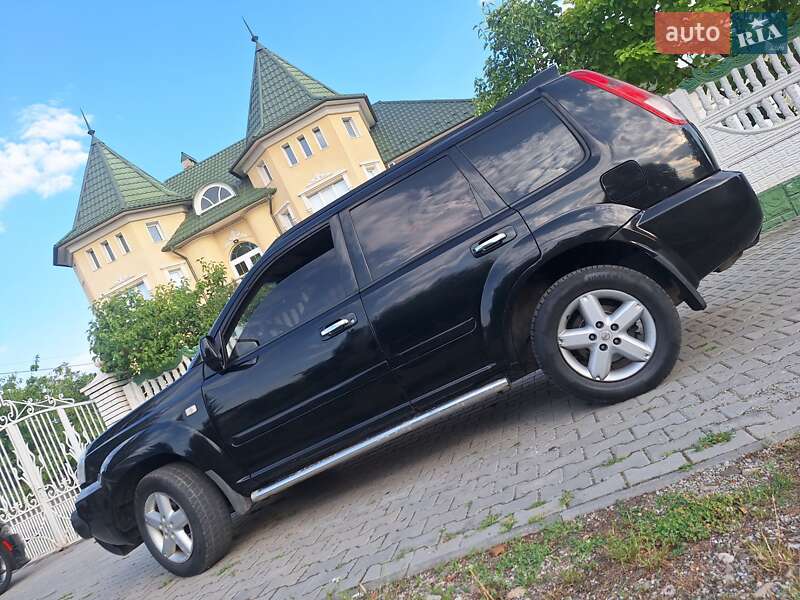 2004 nissan x-trail