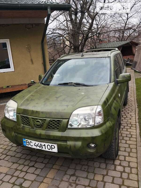 2004 nissan x-trail