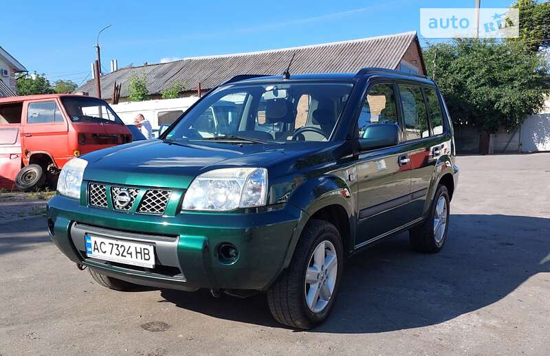 2004 nissan x-trail