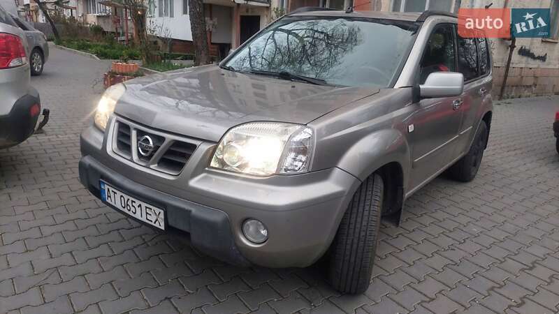 2005 nissan x-trail