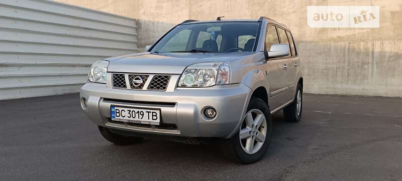 2005 nissan x-trail