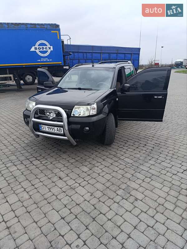 2005 nissan x-trail