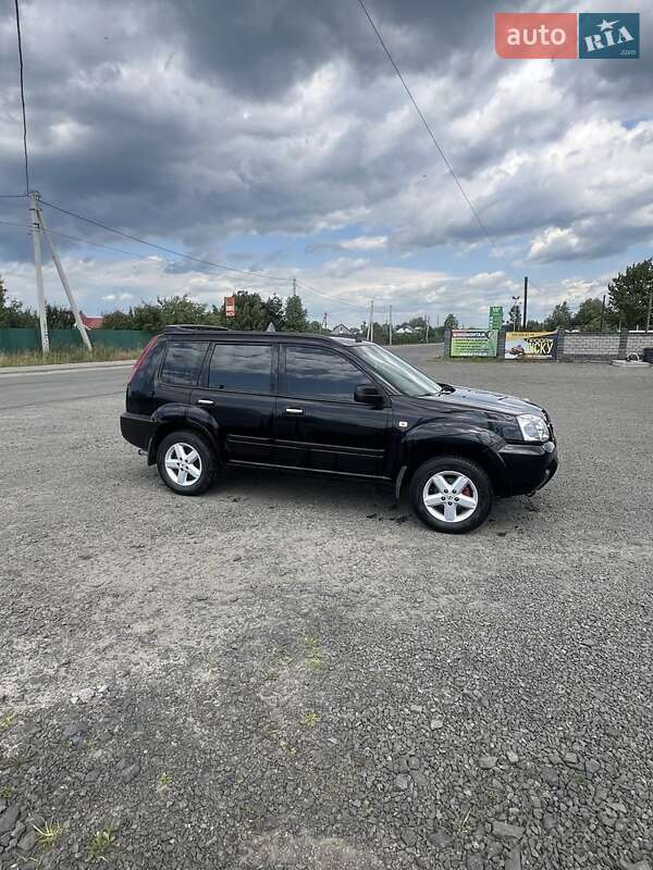 2005 nissan x-trail
