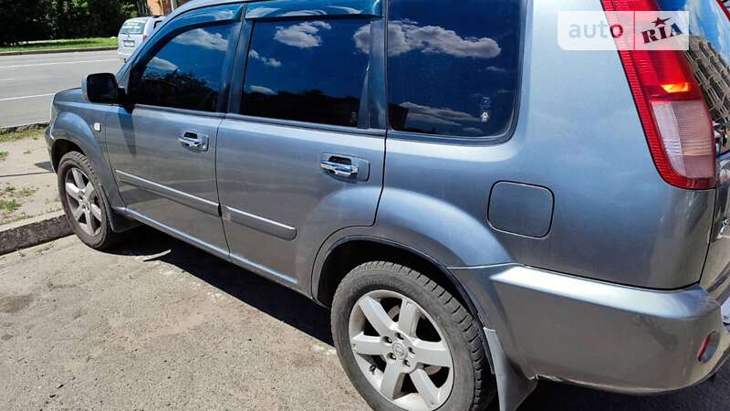 2007 nissan x-trail