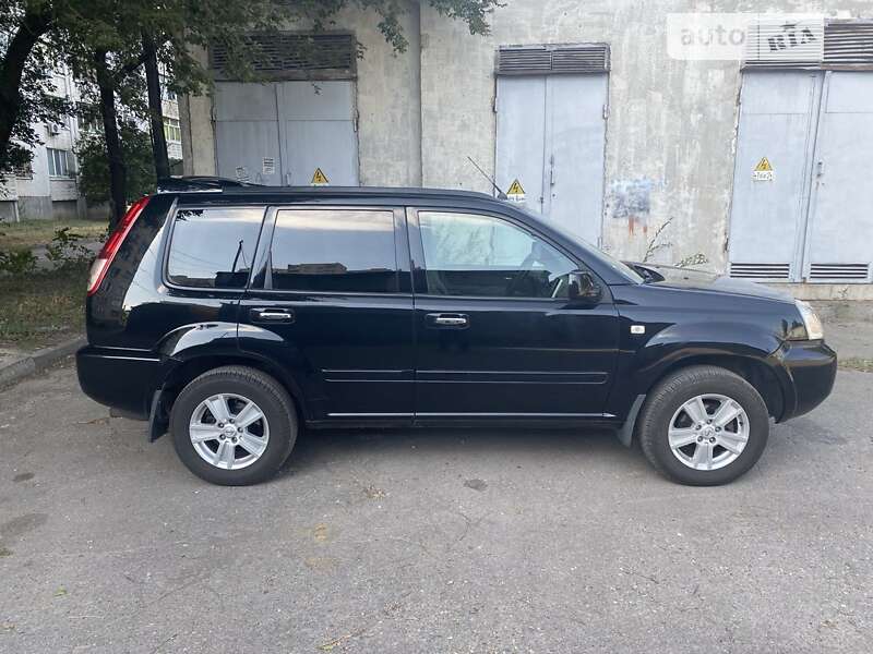 2006 nissan x-trail
