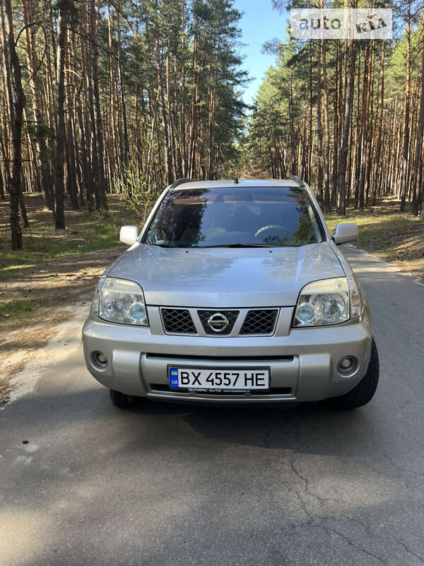 2006 nissan x-trail