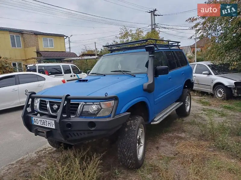 2000 nissan patrol