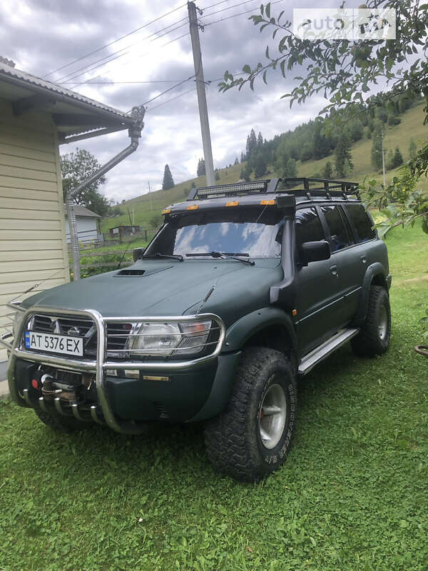 2000 nissan patrol