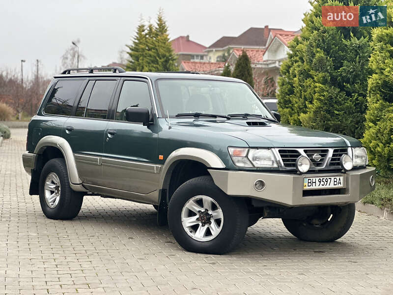 2002 nissan patrol